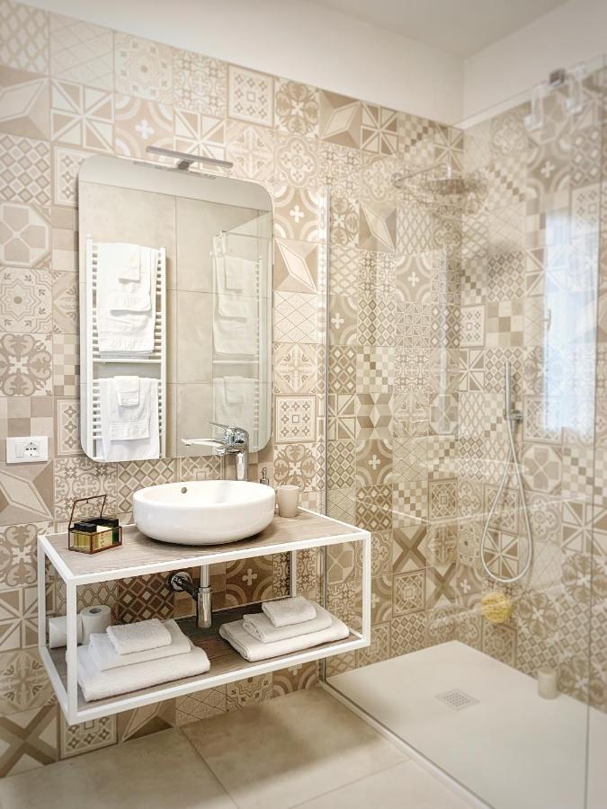 Appartamento Casa Emilia Sirmione Exterior photo