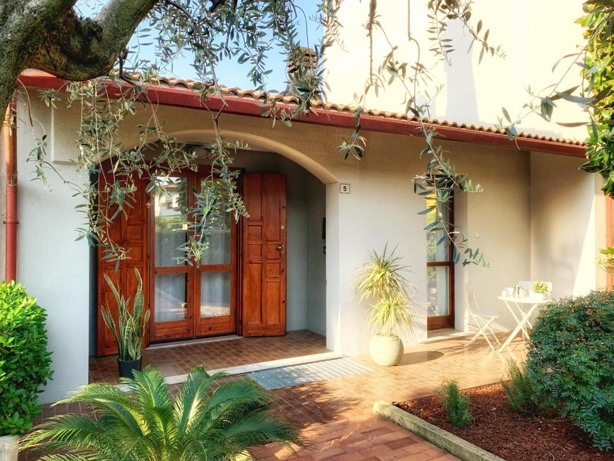Appartamento Casa Emilia Sirmione Exterior photo