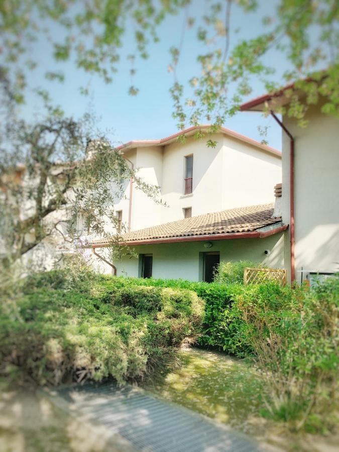 Appartamento Casa Emilia Sirmione Exterior photo